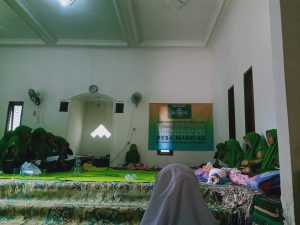 Rutinan Triwulan Pimpinan Ranting Muslimat NU Desa Mano’an, Ngaji Sejarah Kemerdekaan